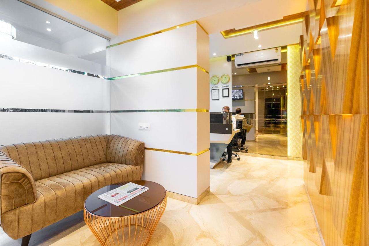 Hotel Pacific Residency - Andheri Mumbai  Buitenkant foto